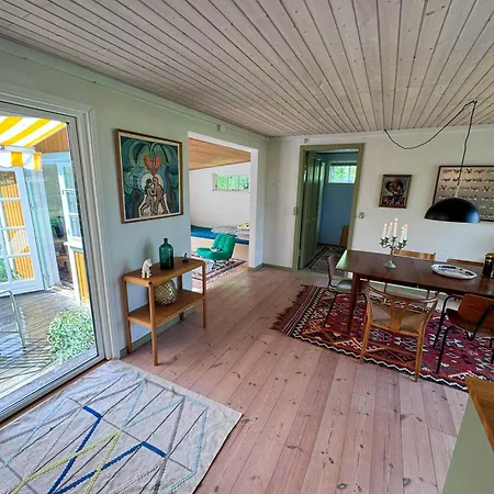 With Field Views & Fanefjord Charm Feriehus