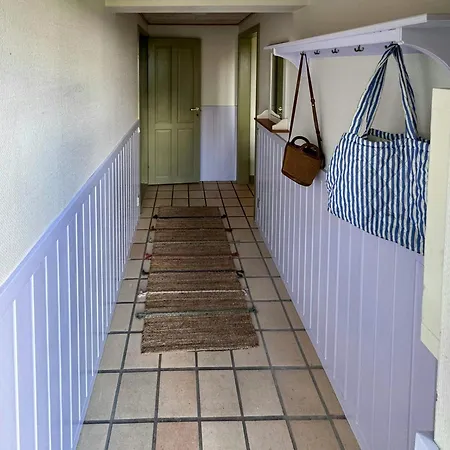 With Field Views & Fanefjord Charm 度假居 *