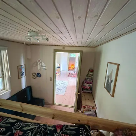 With Field Views & Fanefjord Charm 度假居 Askeby